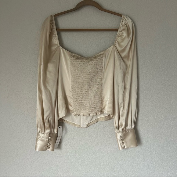 NWT Reformation Chiara Top in Almond - Picture 6 of 6